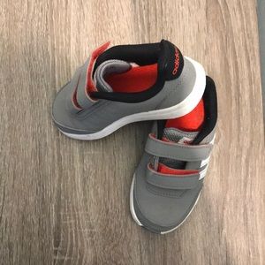 Toddler sneakers